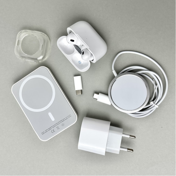 Комплект Y50 Ultra 13в1 - Watch Ultra / Air Pro 2 / Power Bank / MagSafe / 4 ремінці / захисний чохол (Чорний)
