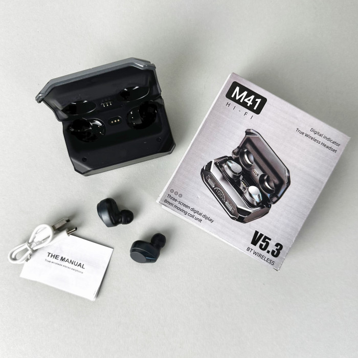 Беспроводные наушники M41 series, EarBuds, Digital Indicator (Черные)